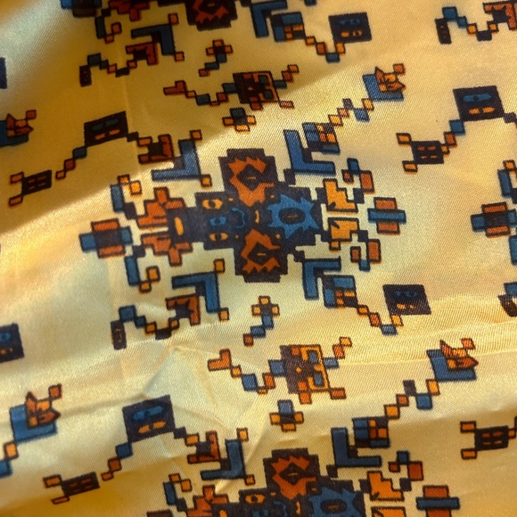 VINTAGE EXCLUSIVE DESIGN 100% ACETATE ROLLED JAPAN MADE ABSTRACT SCARF - Picture 5 of 9